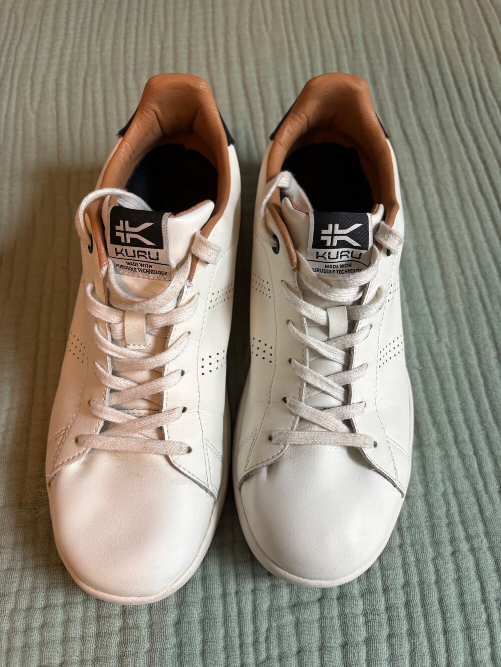 KURU Women’s White Leather Sneakers Size 10.5 Medium Black Tan Casual Walking Sh